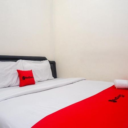 Reddoorz At Mahameru Residence Yogyakarta Kejayan Kültér fotó