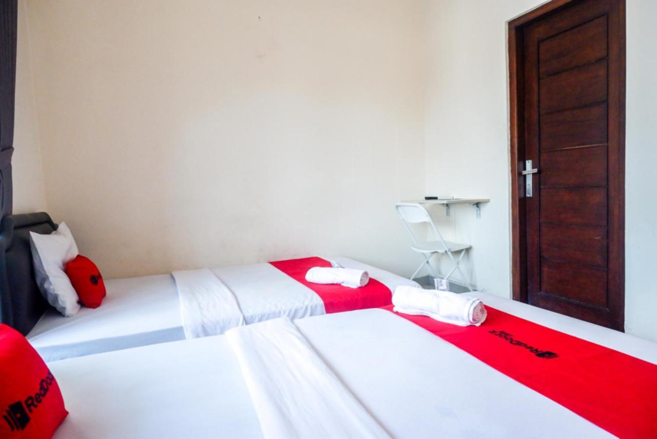 Reddoorz At Mahameru Residence Yogyakarta Kejayan Kültér fotó