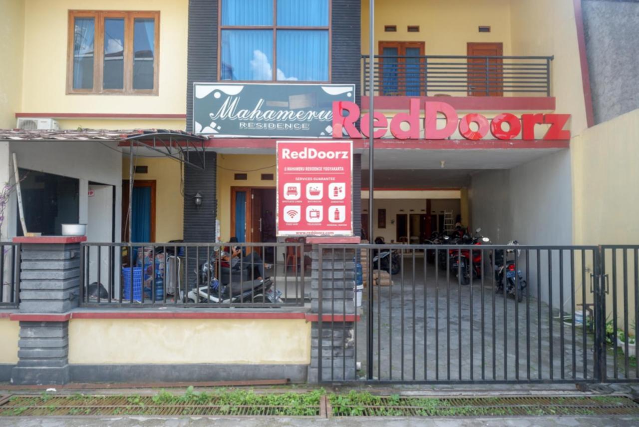 Reddoorz At Mahameru Residence Yogyakarta Kejayan Kültér fotó