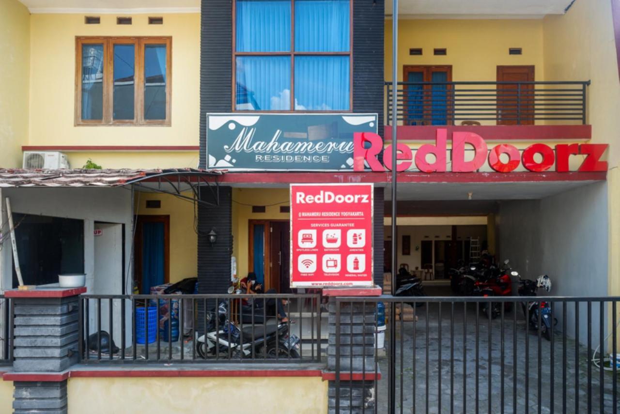 Reddoorz At Mahameru Residence Yogyakarta Kejayan Kültér fotó