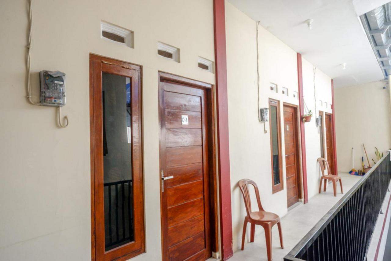 Reddoorz At Mahameru Residence Yogyakarta Kejayan Kültér fotó