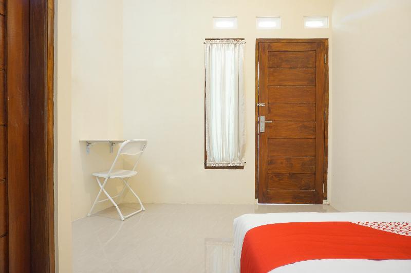 Reddoorz At Mahameru Residence Yogyakarta Kejayan Kültér fotó